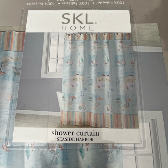 Shower curtain - Picture 2 of 3